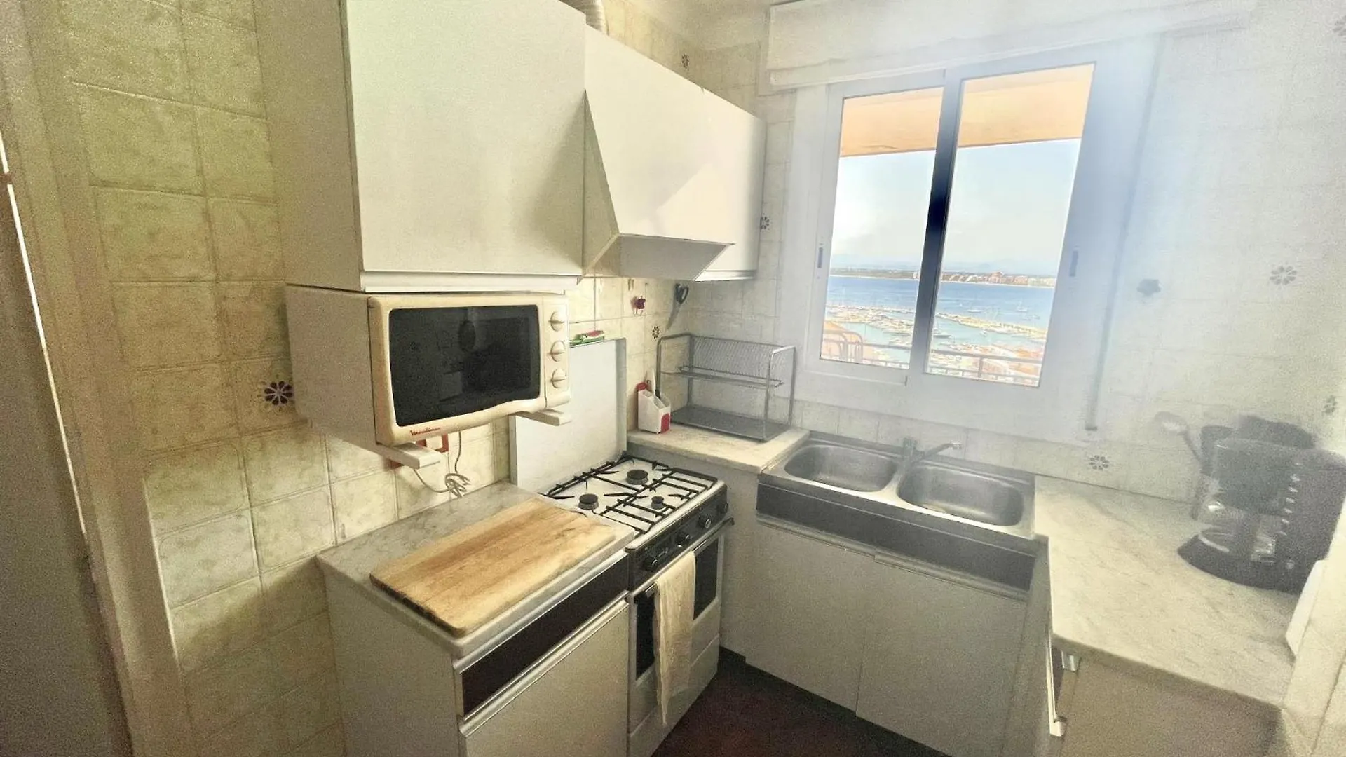 Marineu Apartment Roses Spain
